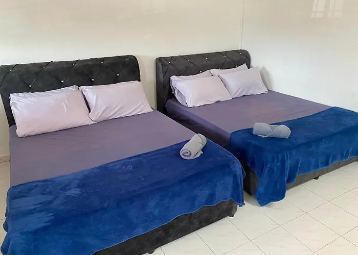 Booking Homestay Manjung 300Mbps Wifi In Town
