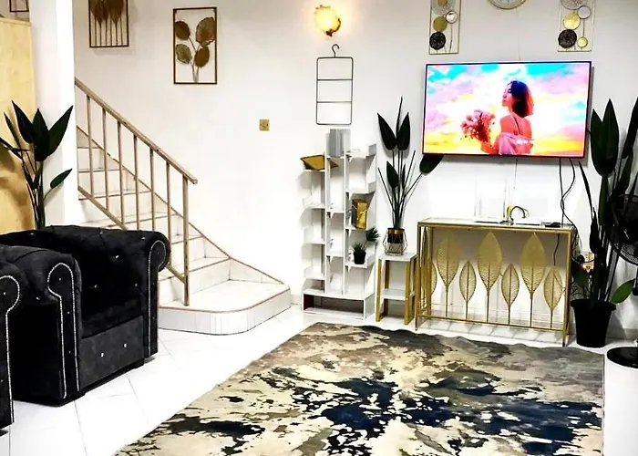 Booking Homestay Manjung 300Mbps Wifi In Town