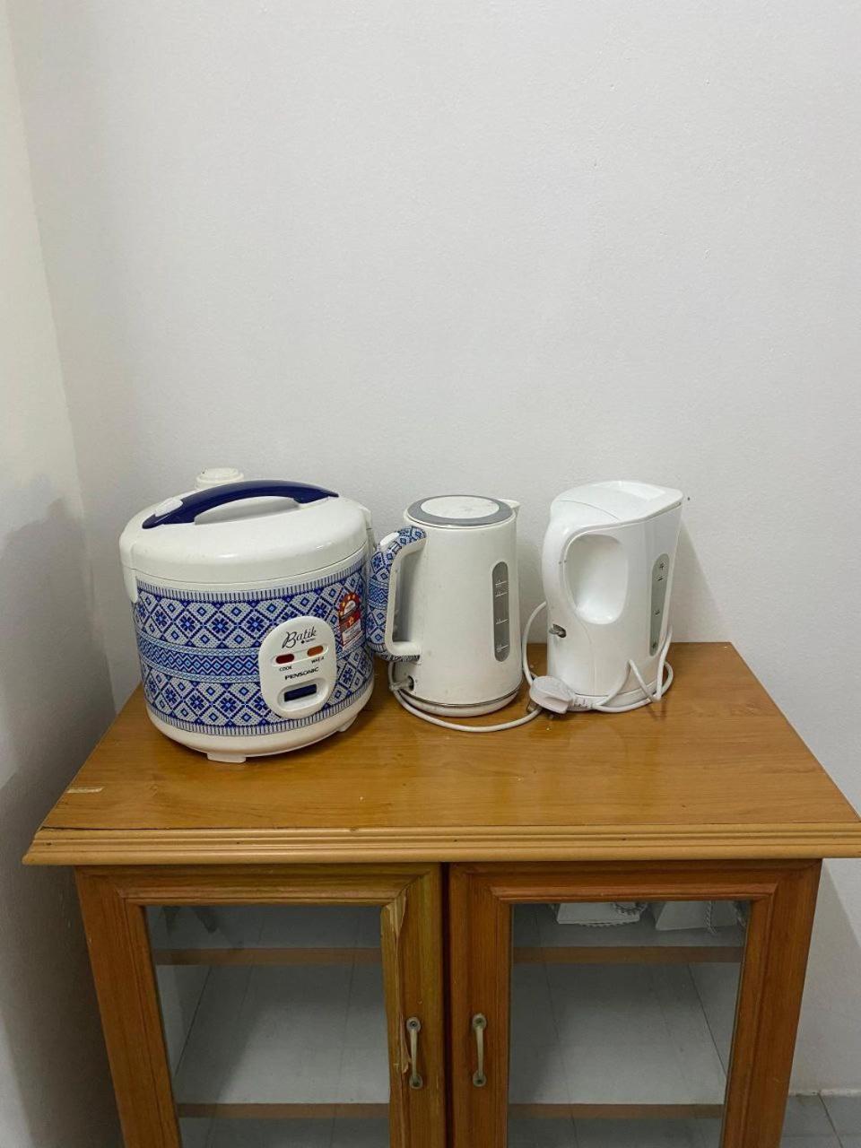 Manjung 300mbps Wifi In Town Holiday home *
